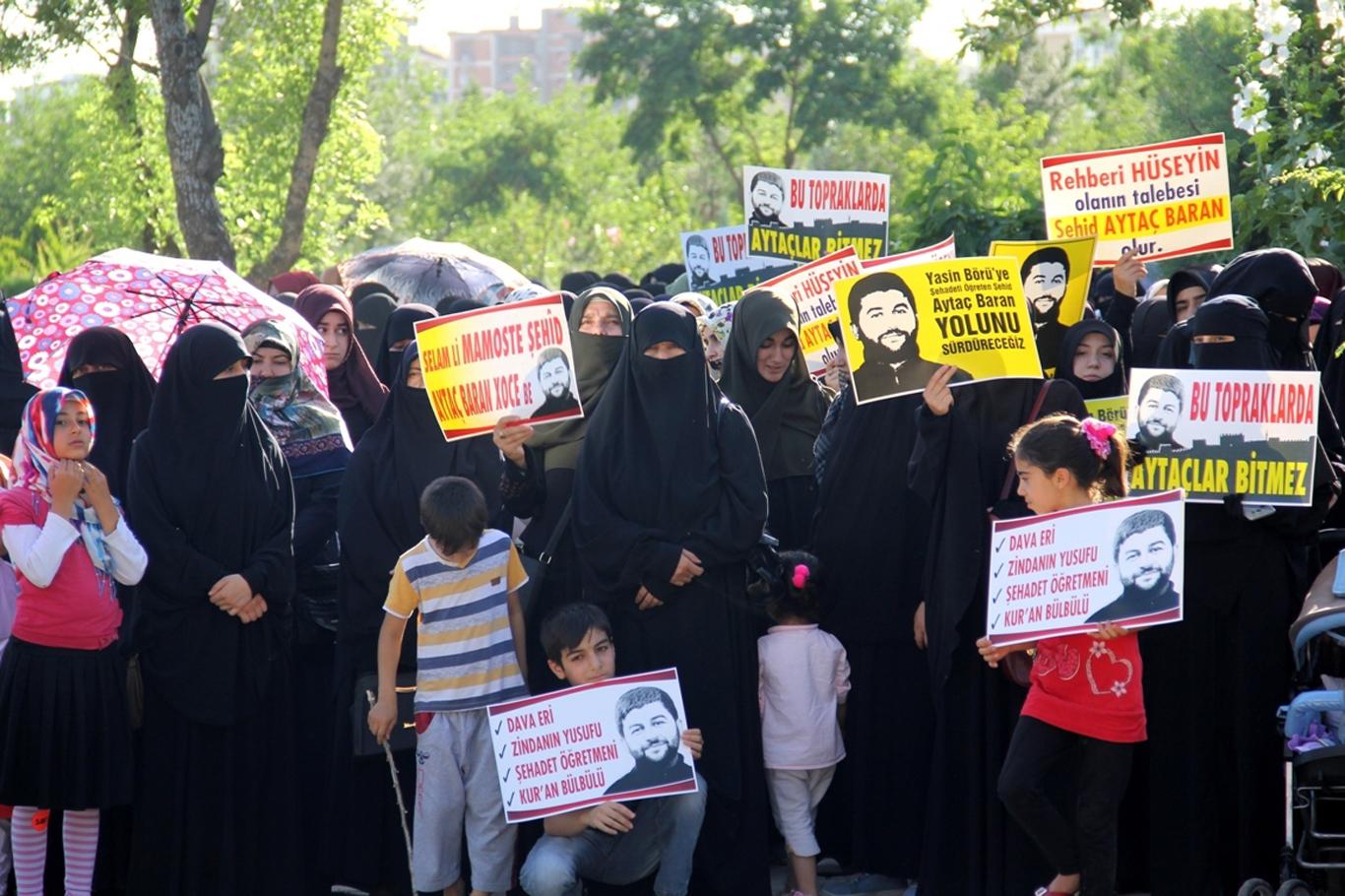 Şehid Aytaç Baran kabri başında anıldı Şehid Aytaç Baran kabri başında anıldı